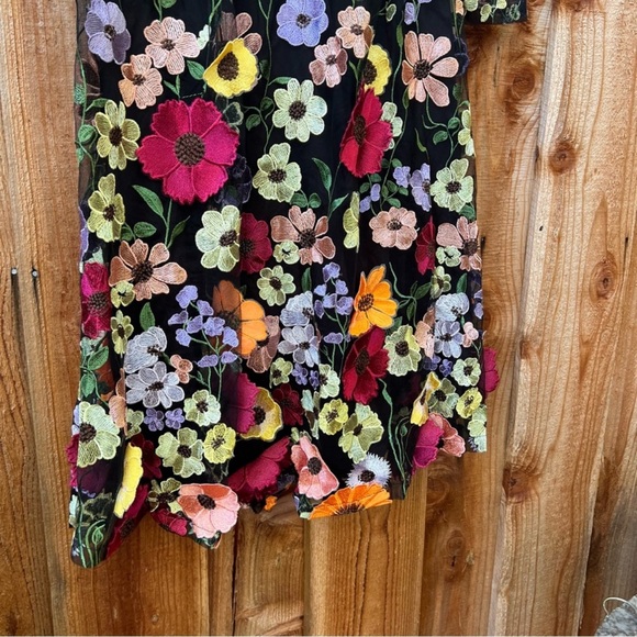 🌿 Black Multi-Color 3D Floral Embroidered LongSleeve Midi Dress 🌿 - Picture 6 of 11